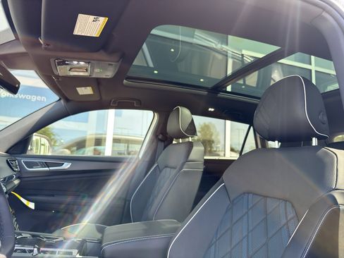 New 2025 Volkswagen Atlas Cross Sport SEL Premium R-Line image 8