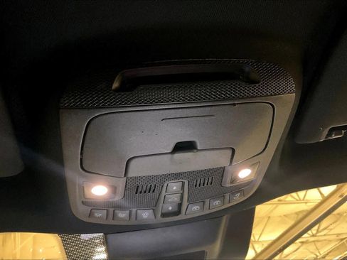 Used 2018 Lincoln Navigator Reserve w/ Technology Package image 35