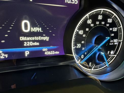 Used 2021 Toyota Venza XLE w/ Softex Package image 19