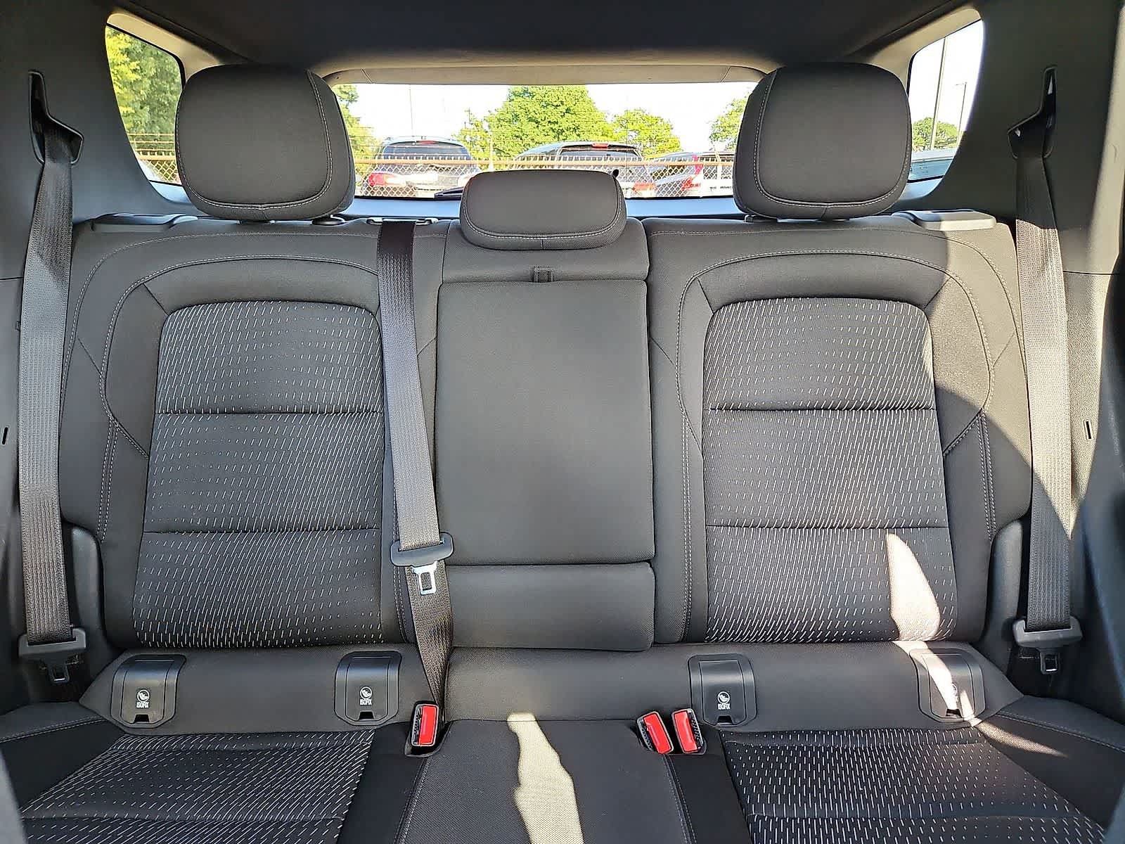 Certified 2025 Chevrolet Equinox LT FWD image 14