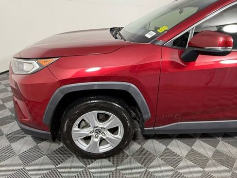 Used 2020 Toyota RAV4 XLE FWD image 13