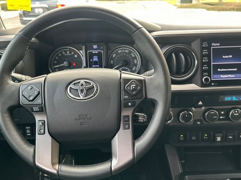 Certified 2021 Toyota Tacoma TRD Sport w/ Technology Package image 17