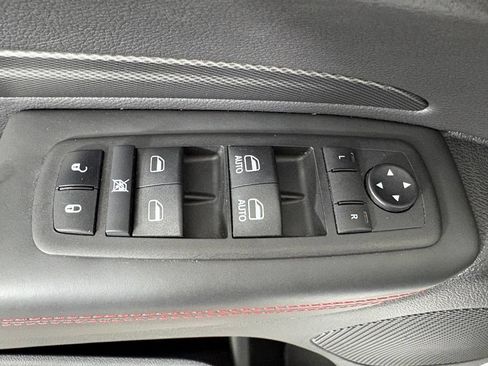 Used 2024 Dodge Durango GT RWD image 18