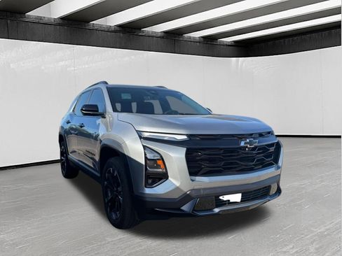 Certified 2026 Chevrolet Equinox RS w/ Convenience Package III FWD image 5