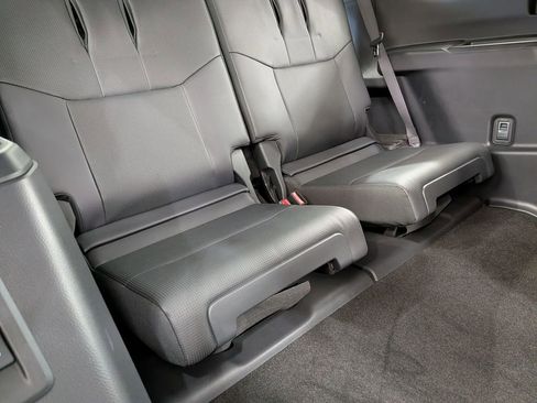 Certified 2024 Lexus GX 550 w/ Accessory Package (2T) image 35