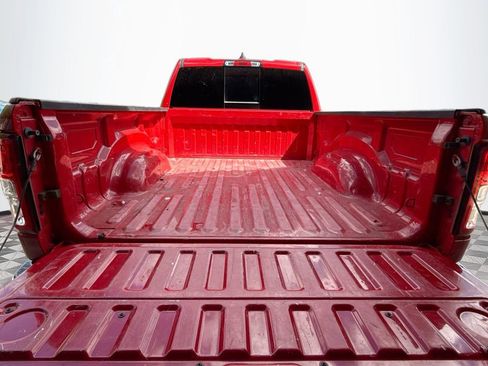 Used 2019 RAM 1500 Big Horn AWD/4WD image 29