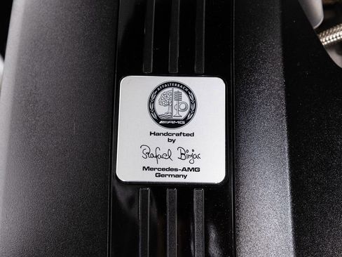 Certified 2022 Mercedes-Benz SL 55 AMG 4MATIC w/ Driver Assistance Package image 41