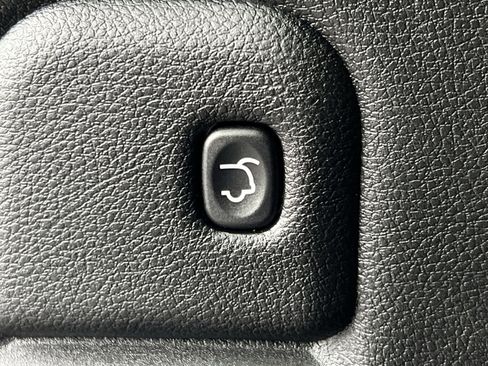 Used 2023 Dodge Durango R/T image 26