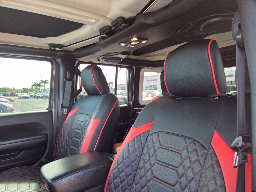 Used 2021 Jeep Wrangler Unlimited Sport AWD/4WD image 27