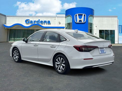 Used 2026 Honda Civic LX image 4