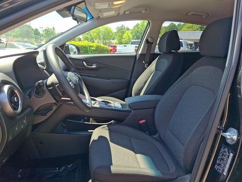 Used 2023 Hyundai Kona SE FWD image 15