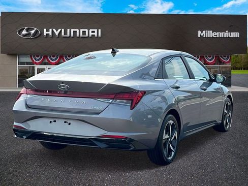 Certified 2023 Hyundai Elantra Limited FWD image 7