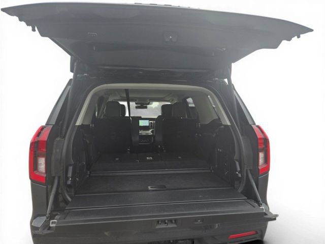 Used 2025 Ford Expedition Active AWD/4WD image 6