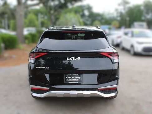 Certified 2024 Kia Sportage SX FWD image 8