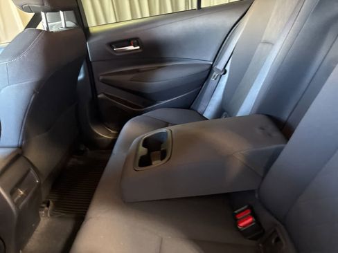 Used 2020 Toyota Corolla LE image 15