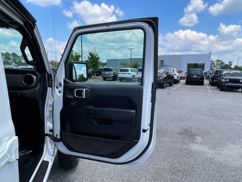 Used 2021 Jeep Gladiator Sport AWD/4WD image 53