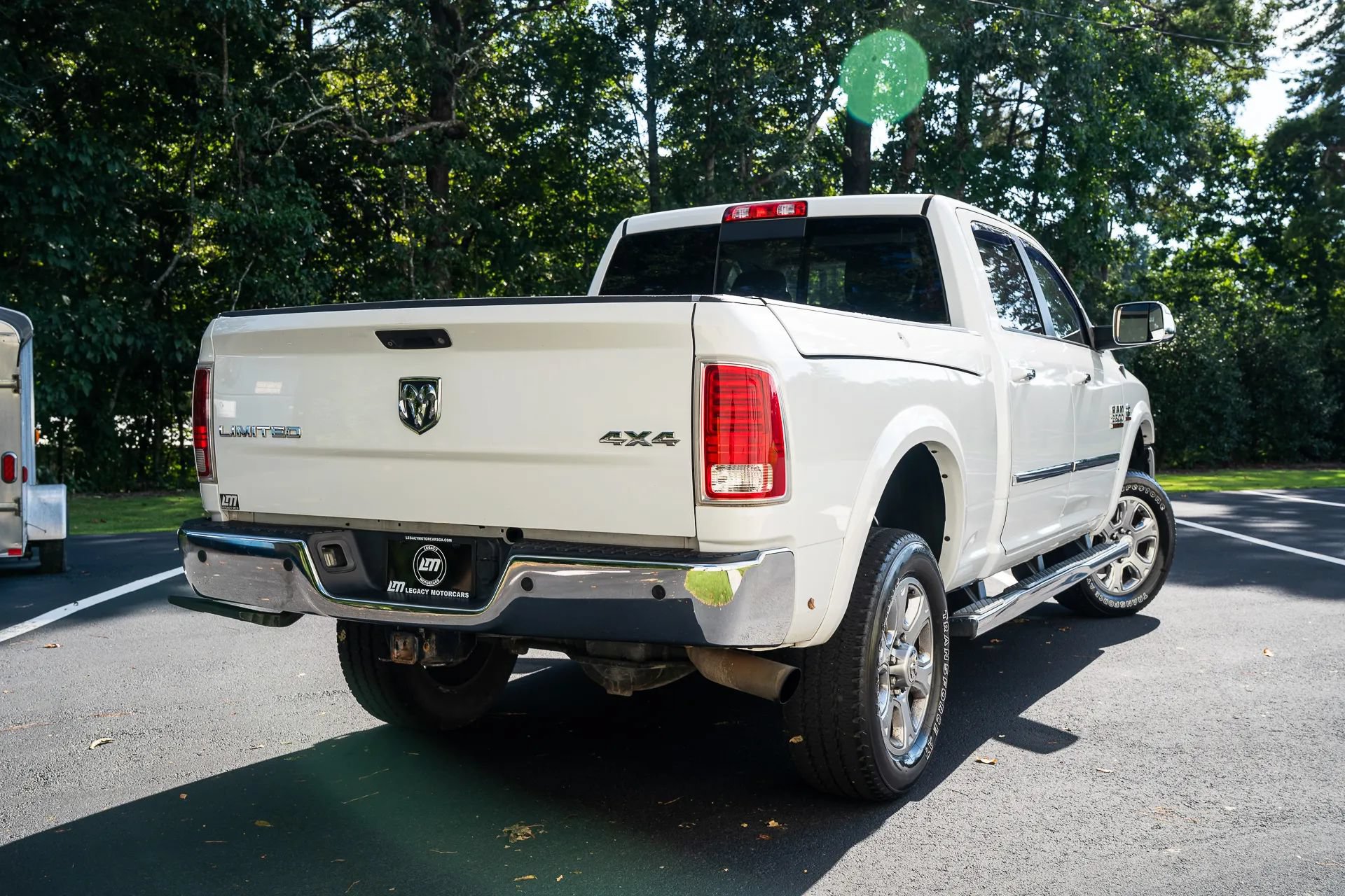 Used 2015 RAM 2500 Limited AWD/4WD image 2