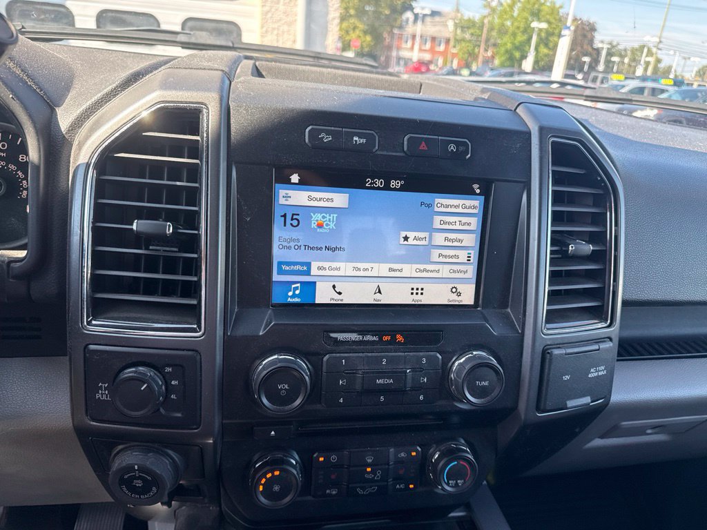 Used 2018 Ford F150 XLT w/ Equipment Group 302A Luxury AWD/4WD image 10