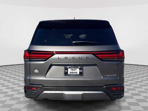 Used 2023 Lexus LX 600 4WD w/ Luxury Package image 6