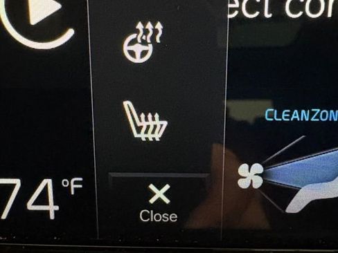 Used 2019 Volvo XC60 T5 Momentum w/ Advanced Package AWD/4WD image 22