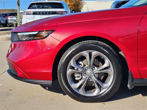 Used 2024 Honda Accord EX image 8