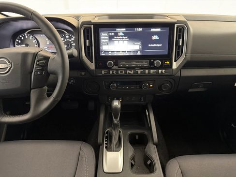 New 2025 Nissan Frontier SV w/ SV Convenience Package image 19
