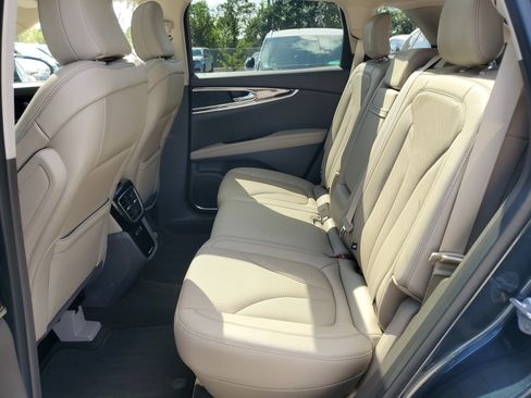 Certified 2023 Lincoln Nautilus Reserve image 10