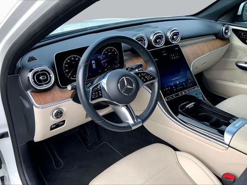 Used 2023 Mercedes-Benz C 300 Sedan image 17