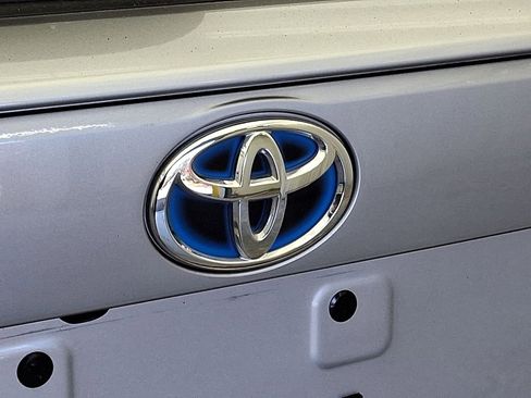 Certified 2022 Toyota RAV4 XLE image 24