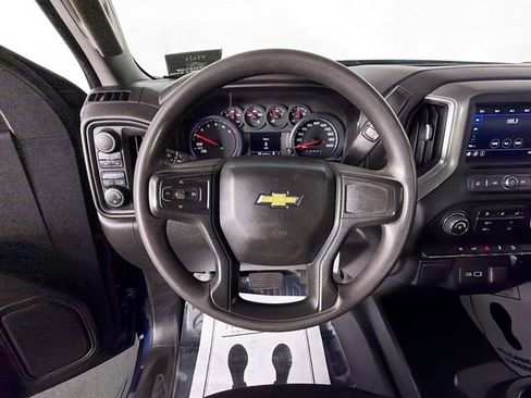 Used 2022 Chevrolet Silverado 1500 W/T w/ WT Value Package AWD/4WD image 11