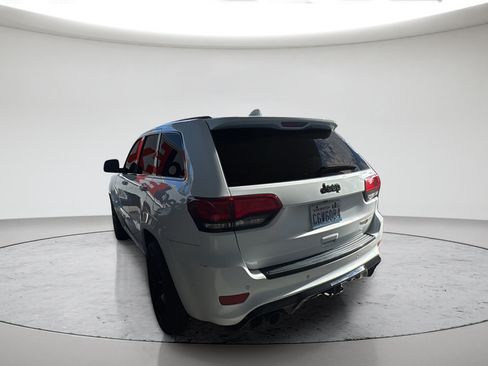 Used 2018 Jeep Grand Cherokee Trackhawk AWD/4WD image 7