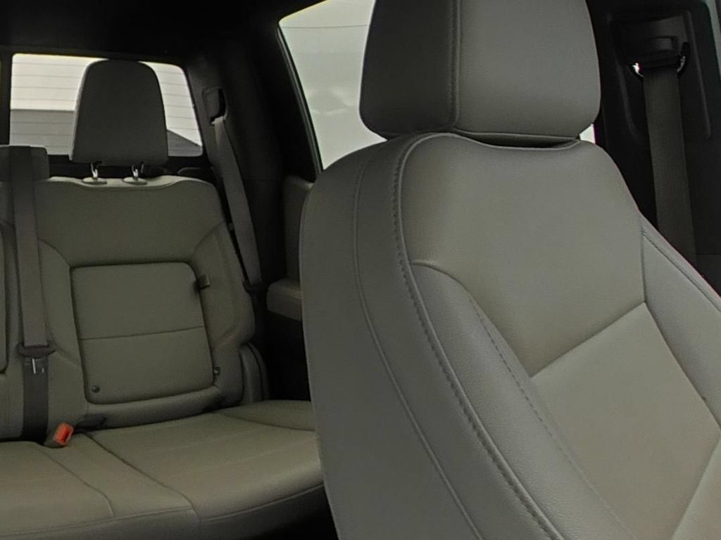 Certified 2024 Chevrolet Silverado 1500 LT Trail Boss w/ Convenience Package II AWD/4WD image 11