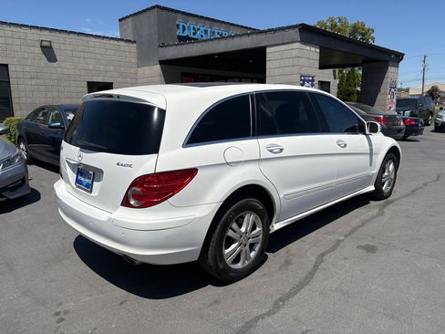 Used 2006 Mercedes-Benz R 500 4MATIC image 4