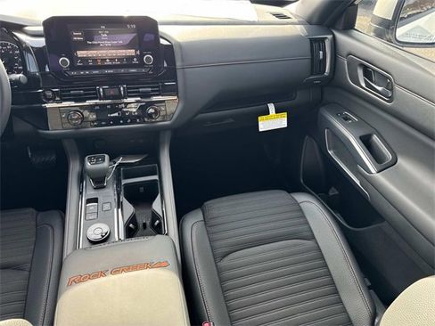 New 2025 Nissan Pathfinder Rock Creek image 20