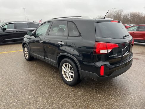Used 2014 Kia Sorento LX image 10