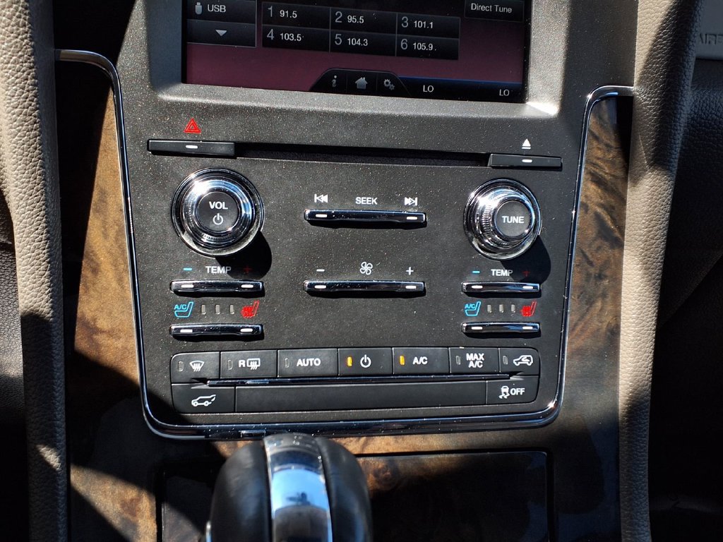 Used 2015 Lincoln Navigator 2WD image 10