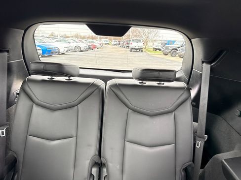 Used 2024 Cadillac XT6 Sport image 14