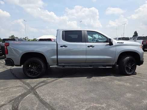 Used 2024 Chevrolet Silverado 1500 LT Trail Boss w/ LT Trail Boss Premium Package AWD/4WD image 19