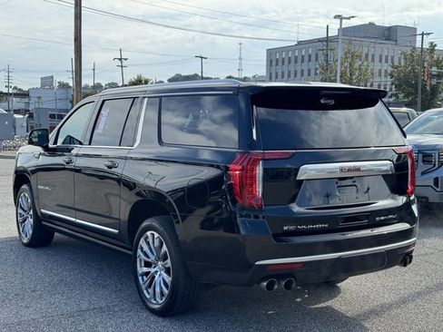Used 2024 GMC Yukon XL Denali w/ Denali Reserve Package image 3