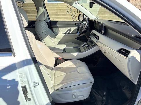 Used 2020 Hyundai Palisade Limited w/ Winter Weather Package image 11