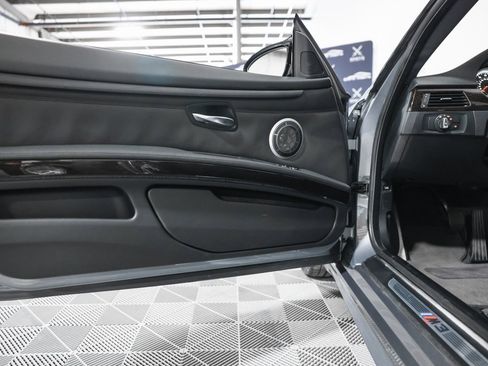 Used 2011 BMW M3 Coupe image 32