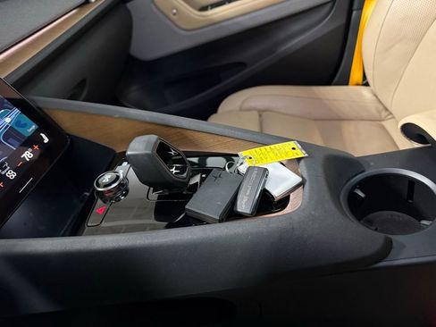 Used 2021 Polestar Polestar 2 w/ Performance Package image 14