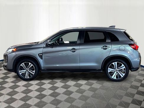 Used 2021 Mitsubishi Outlander Sport ES FWD image 2