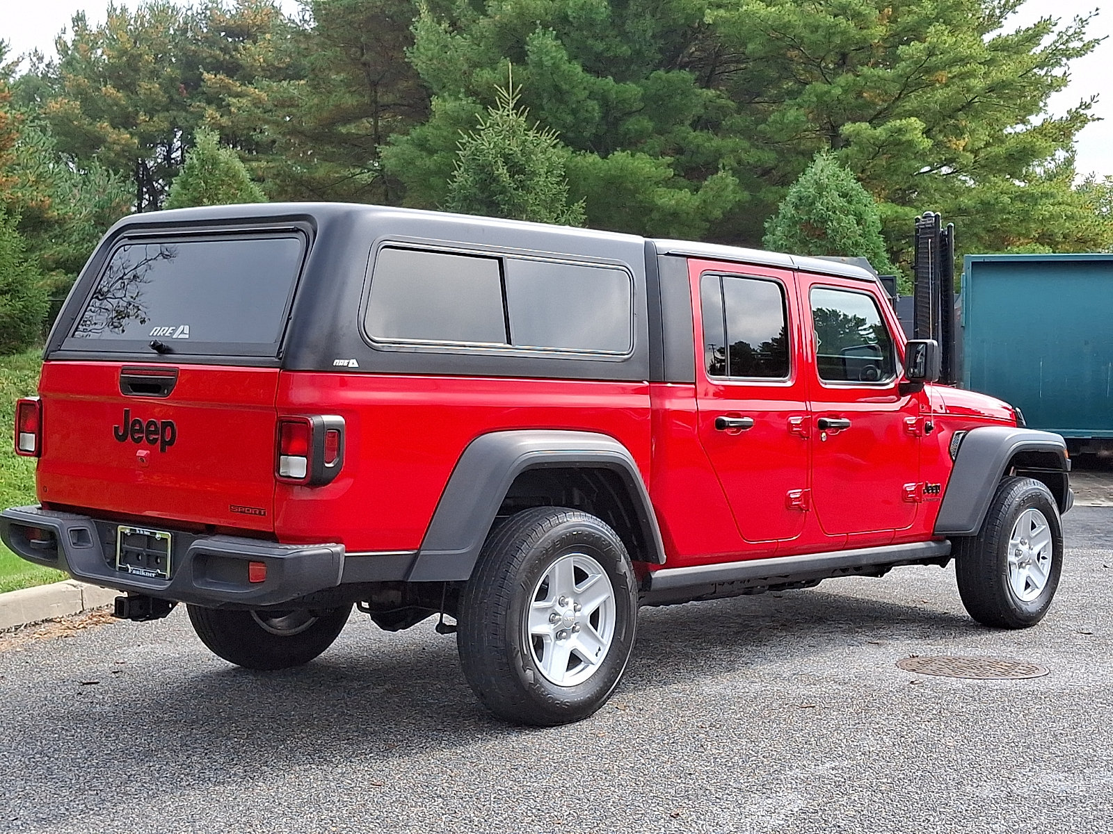 Used 2020 Jeep Gladiator Sport w/ Quick Order Package 24S AWD/4WD image 6