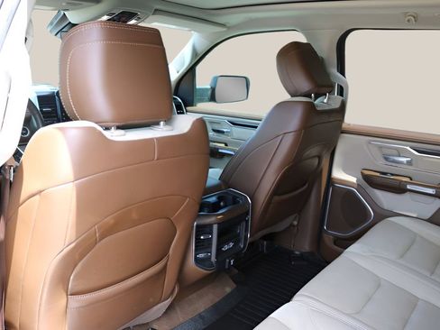 Used 2022 RAM 1500 Laramie w/ Laramie Southwest Edition RWD image 18