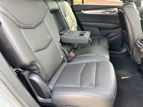Used 2023 Cadillac XT6 Luxury FWD image 10