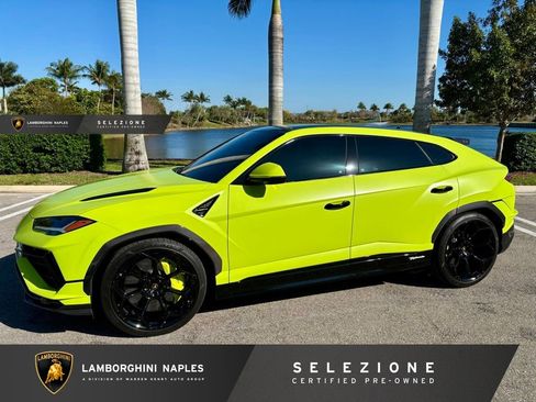 Used 2024 Lamborghini Urus Performante AWD/4WD image 1