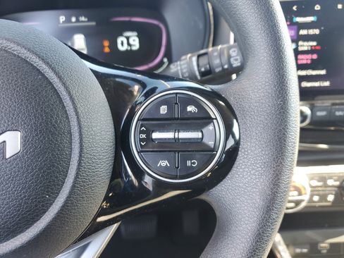 Used 2023 Kia Soul S image 27