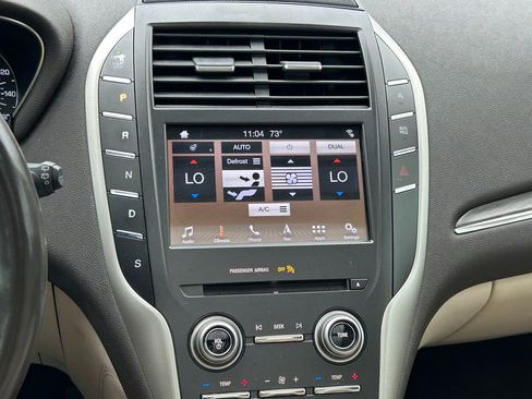 Used 2019 Lincoln MKC Reserve w/ MKC Climate Package image 19