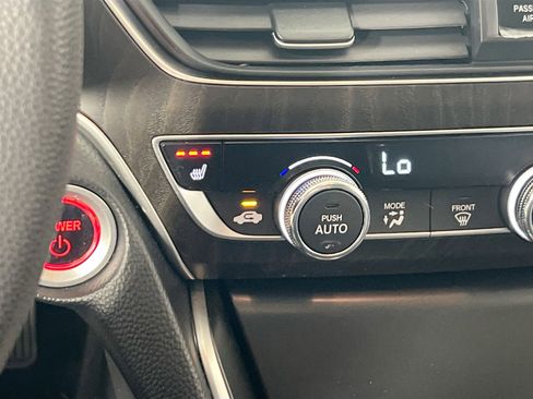 Used 2021 Honda Accord EX image 19